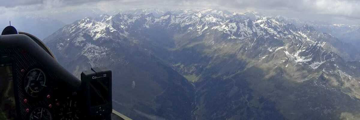 Flugwegposition um 13:01:52: Aufgenommen in der Nähe von Gemeinde Gitschtal, Gitschtal, Österreich in 2604 Meter